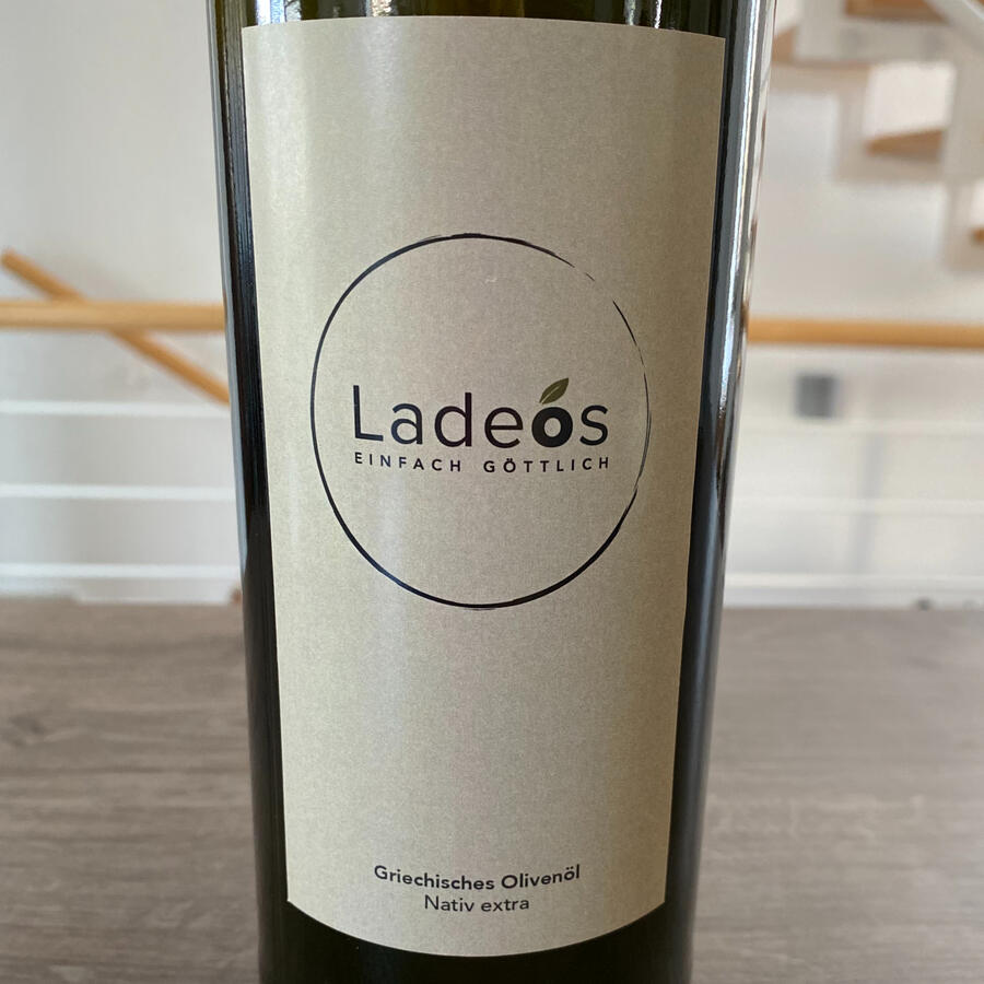 Detailfoto Ladeos Olivenöl